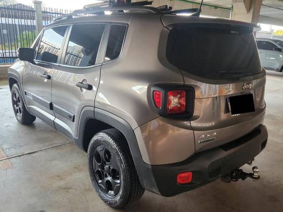 JEEP RENEGADE 2.0 16V TURBO DIESEL SPORT 4P 4X4 AUTOMÁTICO JEEP RENEGADE 2.0 16V TURBO DIESEL SPORT 4P 4X4 AUTOMÁTICO